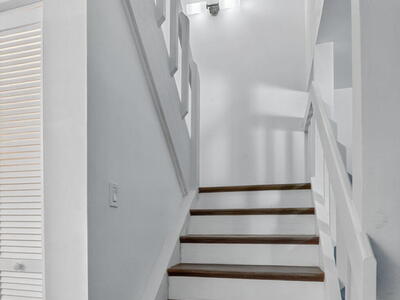 1010 NE 8th Avenue, Delray Beach, FL 33483