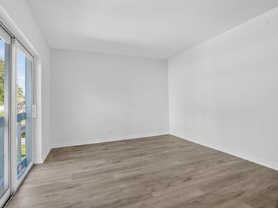 1010 NE 8th Avenue, Delray Beach, FL 33483