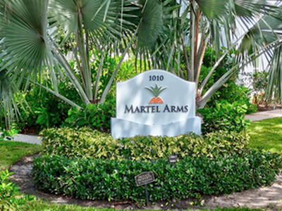 1010 NE 8th Avenue, Delray Beach, FL 33483