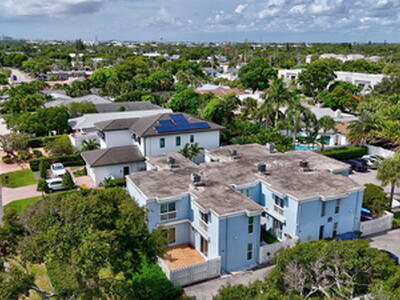 1010 NE 8th Avenue, Delray Beach, FL 33483