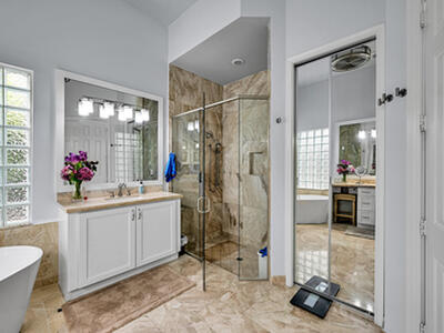 8652 Lewis River Road, Delray Beach, FL 33446