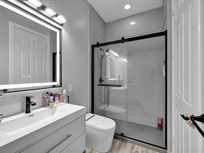 8652 Lewis River Road, Delray Beach, FL 33446