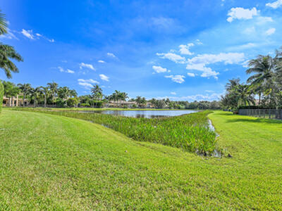 8652 Lewis River Road, Delray Beach, FL 33446