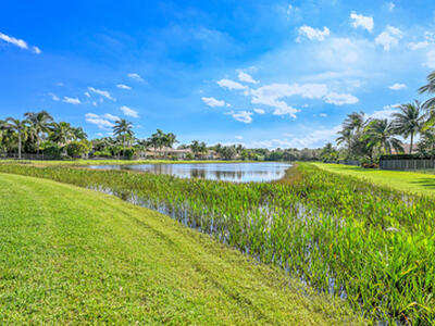 8652 Lewis River Road, Delray Beach, FL 33446