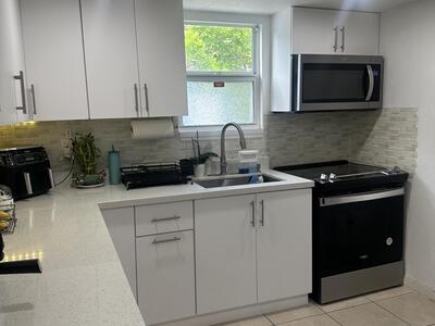 626 S Pine Street, Lake Worth Beach, FL 33460