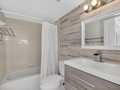 4310 Village Drive, Delray Beach, FL 33445