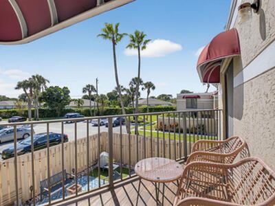 4310 Village Drive, Delray Beach, FL 33445