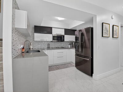 4310 Village Drive, Delray Beach, FL 33445