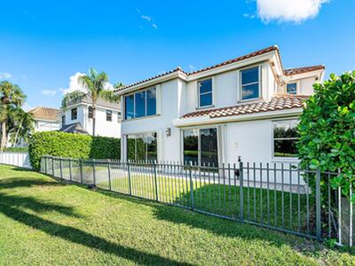 5855 NW 42nd Way, Boca Raton, FL 33496