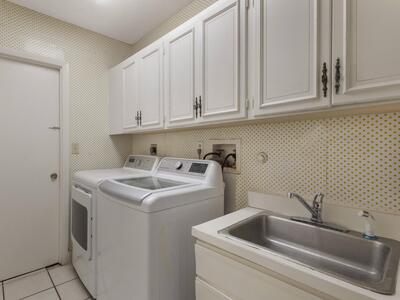 1201 Pine Sage Circle, West Palm Beach, FL 33409