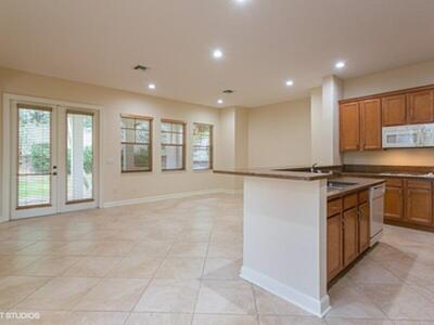 872 Taft Court, Palm Beach Gardens, FL 33410