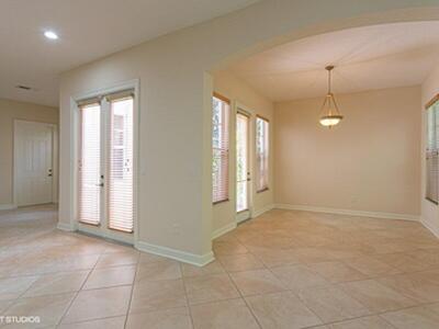 872 Taft Court, Palm Beach Gardens, FL 33410
