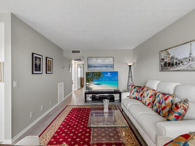 4003 Wolverton A, Boca Raton, FL 33434