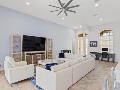 6420 Parklane Court, Vero Beach, FL 32967