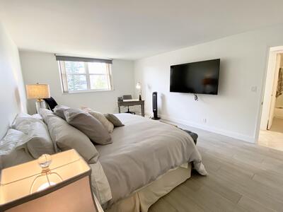 3575 S Ocean Boulevard, South Palm Beach, FL 33480