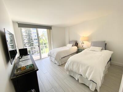 3575 S Ocean Boulevard, South Palm Beach, FL 33480