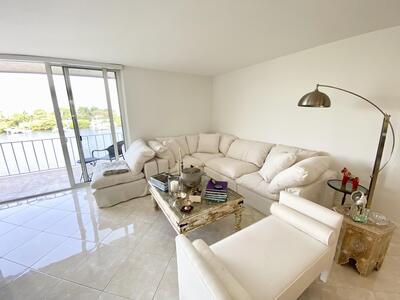 3575 S Ocean Boulevard, South Palm Beach, FL 33480