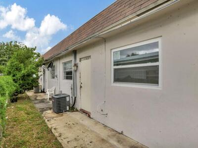 240 SE 9th Avenue, Pompano Beach, FL 33060