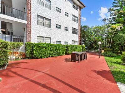 3910 Crystal Lake Drive, Deerfield Beach, FL 33064