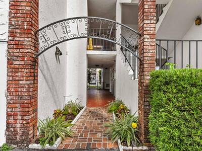 3910 Crystal Lake Drive, Deerfield Beach, FL 33064