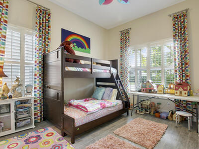 8027 Hobbes Way, Palm Beach Gardens, FL 33418