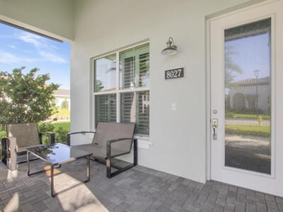 8027 Hobbes Way, Palm Beach Gardens, FL 33418