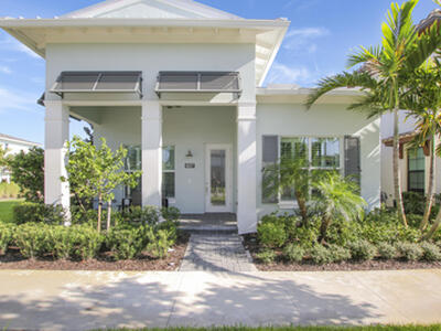 8027 Hobbes Way, Palm Beach Gardens, FL 33418