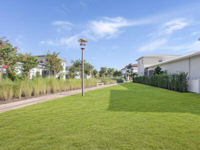 8027 Hobbes Way, Palm Beach Gardens, FL 33418