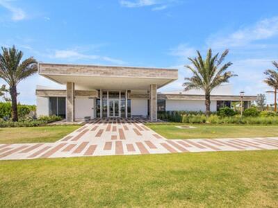 8027 Hobbes Way, Palm Beach Gardens, FL 33418