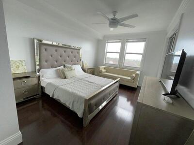 1660 Renaissance Commons Boulevard, Boynton Beach, FL 33426