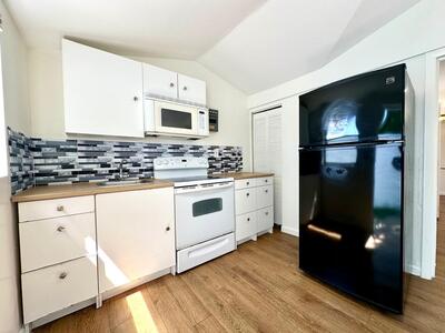 6101 Webster Avenue, West Palm Beach, FL 33405