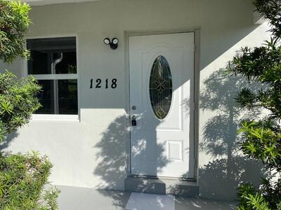 1218 S B Street, Lake Worth Beach, FL 33460