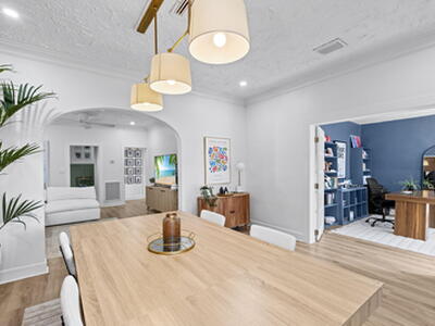 715 Kaye Street, West Palm Beach, FL 33405