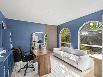 715 Kaye Street, West Palm Beach, FL 33405