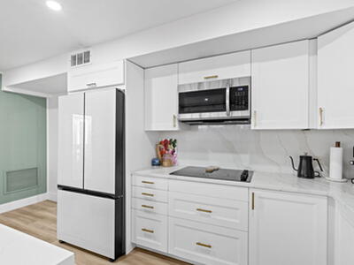 715 Kaye Street, West Palm Beach, FL 33405