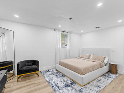 715 Kaye Street, West Palm Beach, FL 33405