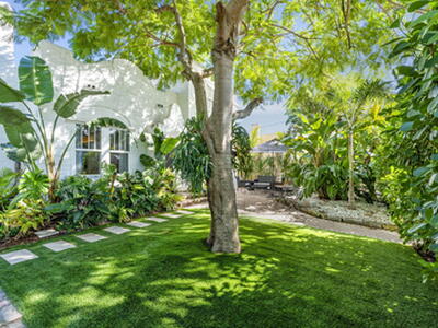 715 Kaye Street, West Palm Beach, FL 33405