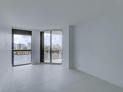 3640 Yacht Club Drive, Aventura, FL 33180