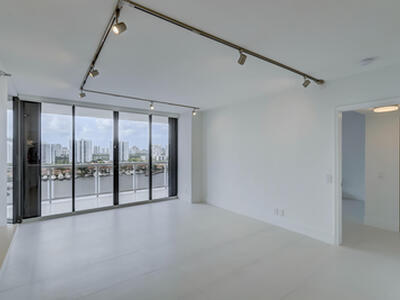 3640 Yacht Club Drive, Aventura, FL 33180