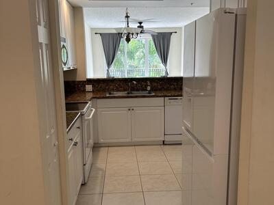 26 Royal Palm Way, Boca Raton, FL 33432