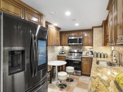 5600 N Flagler Drive, West Palm Beach, FL 33407