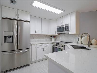 5080 Fairways Circle, Vero Beach, FL 32967