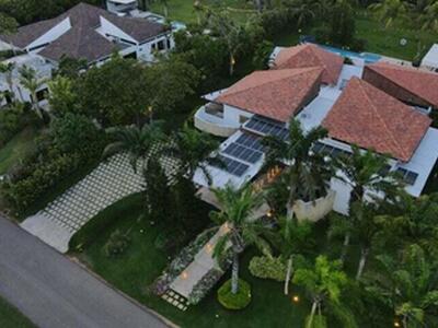 15 00, Casa de Campo, DR 22000