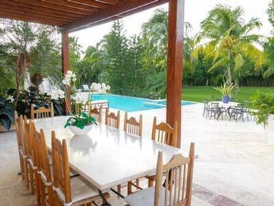 15 00, Casa de Campo, DR 22000