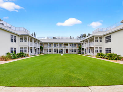 817 N Ocean Boulevard, Delray Beach, FL 33483