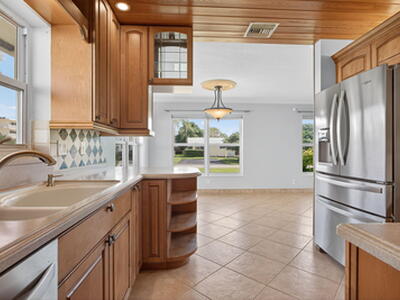 2757 NE 29th Avenue, Lighthouse Point, FL 33064