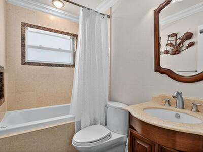 2757 NE 29th Avenue, Lighthouse Point, FL 33064