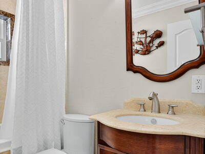 2757 NE 29th Avenue, Lighthouse Point, FL 33064