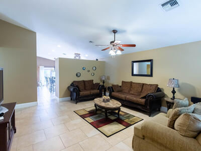 10746 Oak Bend Way, Wellington, FL 33414