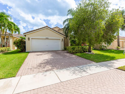 10746 Oak Bend Way, Wellington, FL 33414